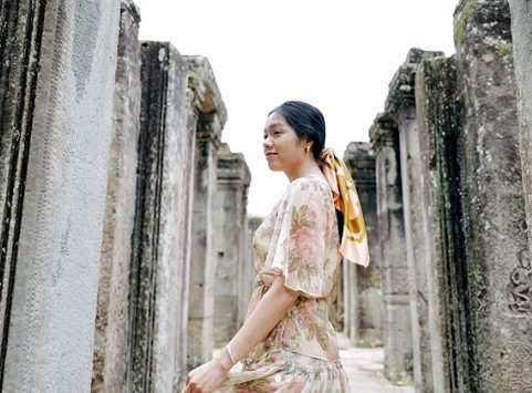 កញ្ញា សុខ ស្រីនាង