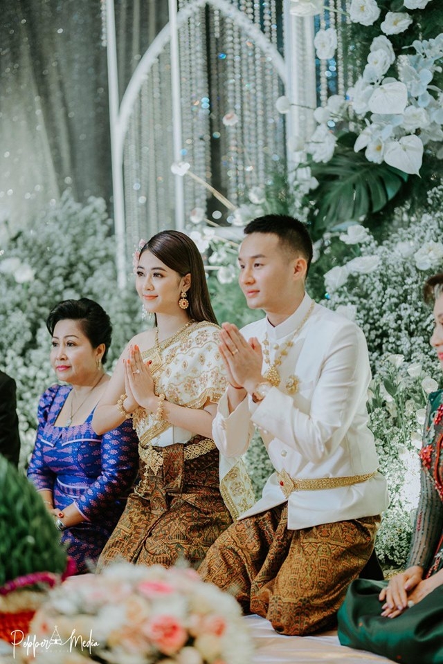 ពេជ្រ សូលីកា និងគូដណ្តឹង