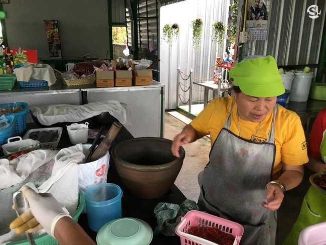 ហាង អ្នកស្រី anyaporn Natawat