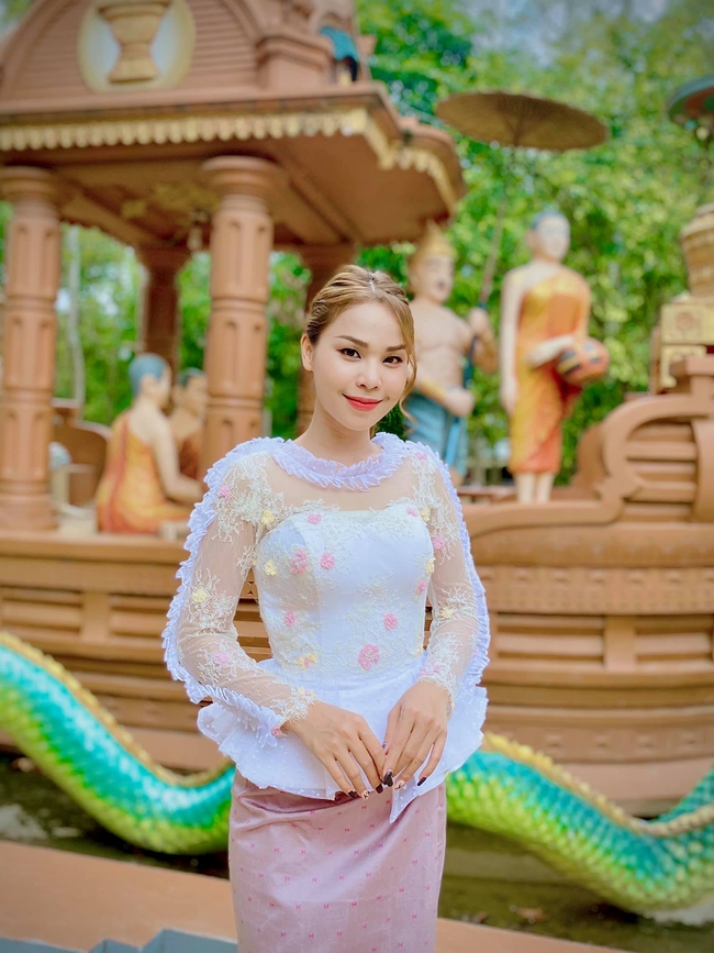  កញ្ញា បាច់ គីមមួយ