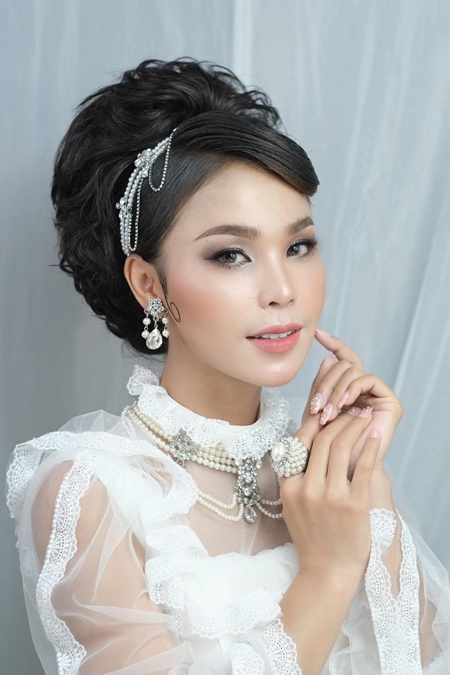  កញ្ញា បាច់ គីមមួយ
